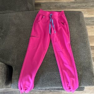 Figs Jogger Scrub Pants!